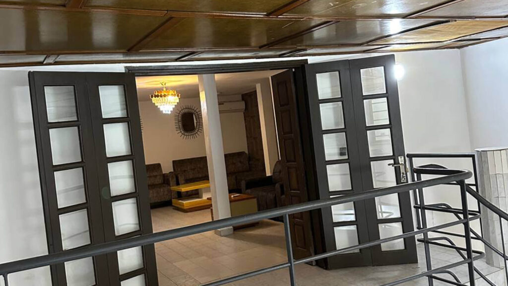 Tranquil Residence & Moonlight Buffet